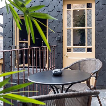 Suites Mana- Studio Art Ducal Avec Terrasse Sur L'Arriere De La Place Ducale Parking Inclus Charleville-Mézières Esterno foto